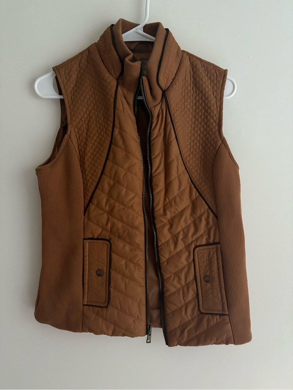 G.H. Bass & Co. Quilted Brown Women's Vest
